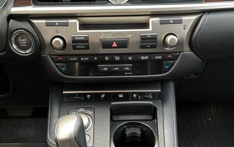 Lexus ES VII, 2017 год, 3 500 000 рублей, 13 фотография