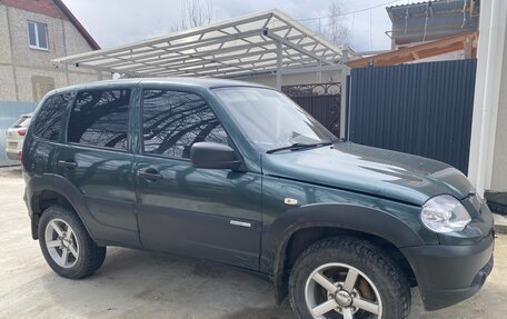 Chevrolet Niva I рестайлинг, 2014 год, 680 000 рублей, 3 фотография