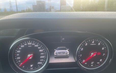 Mercedes-Benz E-Класс, 2019 год, 2 890 000 рублей, 7 фотография