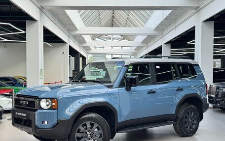 Toyota Land Cruiser Prado, 2024 год, 10 590 000 рублей, 3 фотография