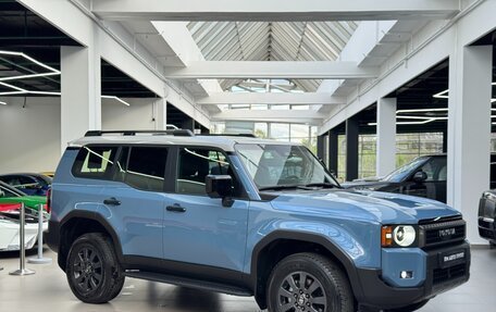 Toyota Land Cruiser Prado, 2024 год, 10 590 000 рублей, 11 фотография