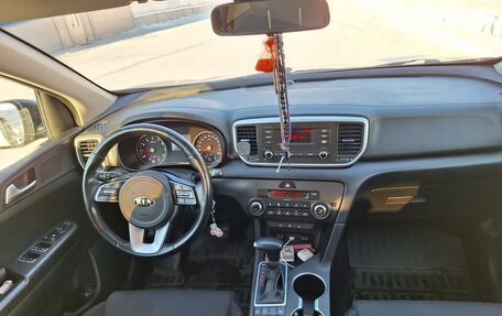 KIA Sportage IV рестайлинг, 2019 год, 2 136 000 рублей, 3 фотография