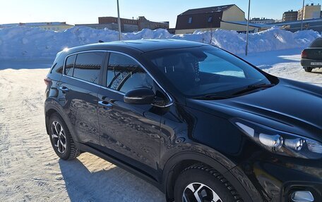 KIA Sportage IV рестайлинг, 2019 год, 2 136 000 рублей, 2 фотография
