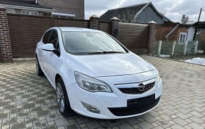 Opel Astra J, 2011 год, 899 999 рублей, 1 фотография