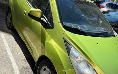 Chevrolet Spark III, 2013 год, 635 000 рублей, 2 фотография