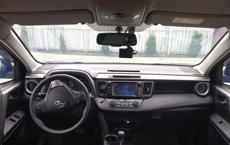 Toyota RAV4, 2017 год, 1 971 000 рублей, 9 фотография