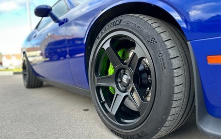 Dodge Challenger III рестайлинг 2, 2022 год, 6 500 000 рублей, 13 фотография