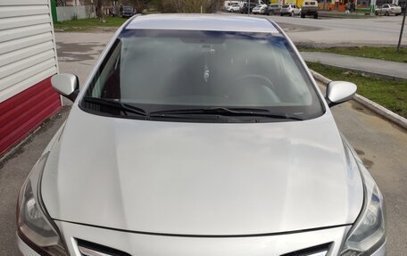 Hyundai Solaris II рестайлинг, 2014 год, 750 000 рублей, 3 фотография