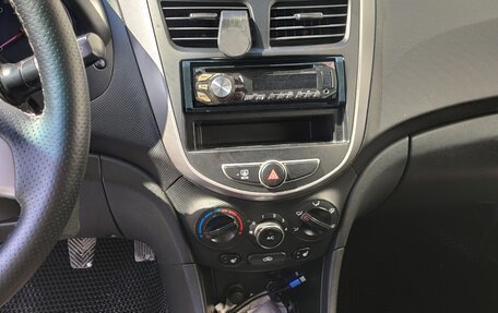 Hyundai Solaris II рестайлинг, 2014 год, 750 000 рублей, 15 фотография