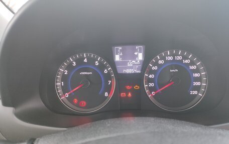 Hyundai Solaris II рестайлинг, 2014 год, 750 000 рублей, 14 фотография