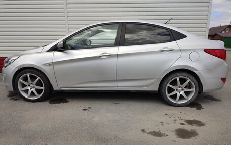 Hyundai Solaris II рестайлинг, 2014 год, 750 000 рублей, 5 фотография