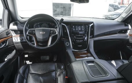 Cadillac Escalade IV, 2018 год, 5 799 000 рублей, 6 фотография