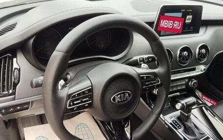 KIA Stinger I, 2019 год, 2 200 000 рублей, 6 фотография