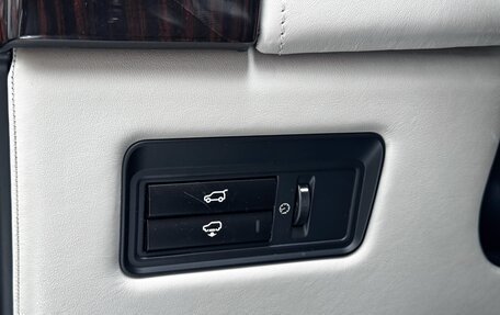 Land Rover Range Rover IV рестайлинг, 2013 год, 4 400 000 рублей, 18 фотография