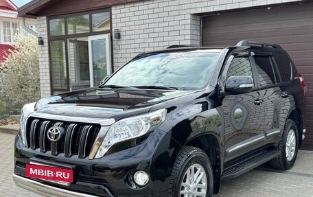 Toyota Land Cruiser Prado 150 рестайлинг 2, 2017 год, 6 250 000 рублей, 3 фотография