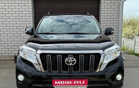 Toyota Land Cruiser Prado 150 рестайлинг 2, 2017 год, 6 250 000 рублей, 2 фотография