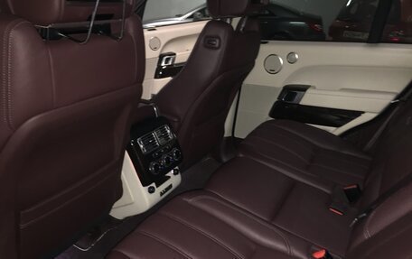Land Rover Range Rover IV рестайлинг, 2015 год, 3 900 000 рублей, 6 фотография