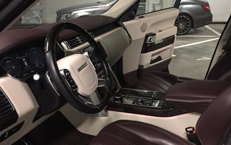 Land Rover Range Rover IV рестайлинг, 2015 год, 3 900 000 рублей, 4 фотография