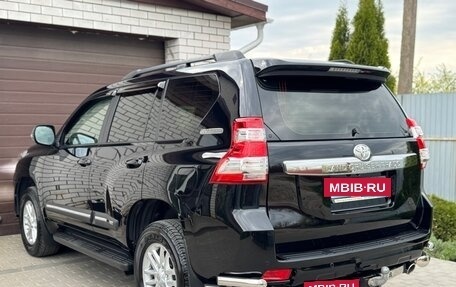 Toyota Land Cruiser Prado 150 рестайлинг 2, 2017 год, 6 250 000 рублей, 4 фотография