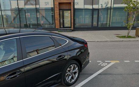 Hyundai Sonata VIII, 2021 год, 2 190 000 рублей, 2 фотография