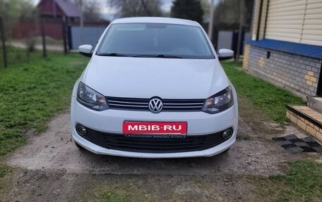 Volkswagen Polo VI (EU Market), 2014 год, 680 000 рублей, 1 фотография