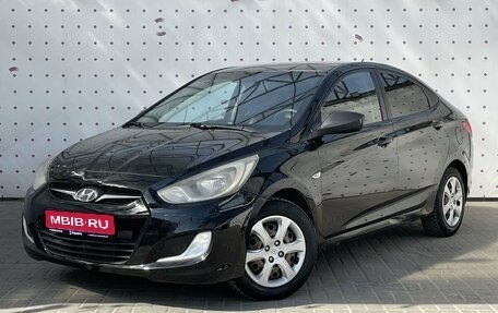 Hyundai Solaris II рестайлинг, 2011 год, 740 000 рублей, 1 фотография