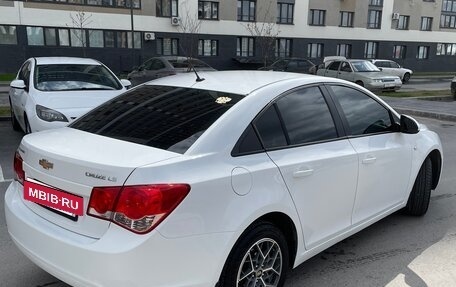 Chevrolet Cruze II, 2011 год, 870 000 рублей, 5 фотография