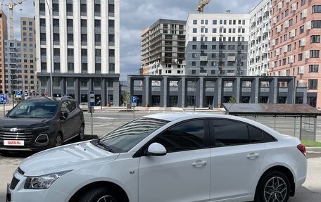 Chevrolet Cruze II, 2011 год, 870 000 рублей, 10 фотография
