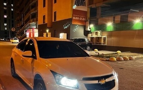 Chevrolet Cruze II, 2011 год, 870 000 рублей, 15 фотография