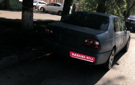 Nissan Bluebird XI, 2000 год, 250 000 рублей, 3 фотография