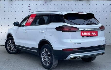 Geely Atlas, 2022 год, 1 790 000 рублей, 5 фотография