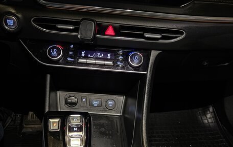 Hyundai Sonata VIII, 2019 год, 2 550 000 рублей, 15 фотография