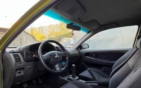 Mitsubishi Colt VI рестайлинг, 1999 год, 260 000 рублей, 4 фотография