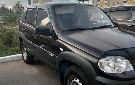 Chevrolet Niva I рестайлинг, 2013 год, 580 000 рублей, 2 фотография