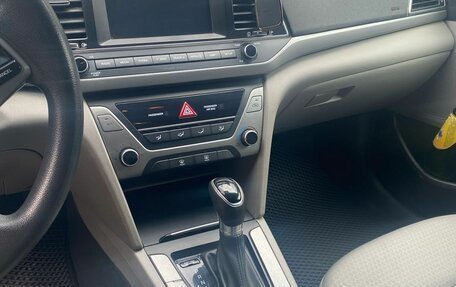 Hyundai Elantra VI рестайлинг, 2017 год, 1 430 000 рублей, 4 фотография