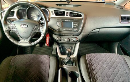 KIA cee'd III, 2014 год, 940 000 рублей, 10 фотография