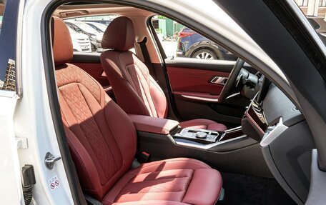 BMW 3 серия, 2024 год, 5 370 000 рублей, 8 фотография