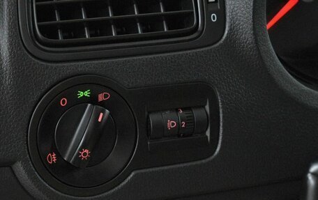 Volkswagen Polo VI (EU Market), 2015 год, 890 000 рублей, 10 фотография
