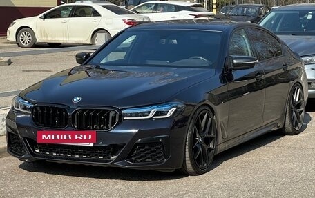 BMW 5 серия, 2017 год, 3 000 000 рублей, 2 фотография