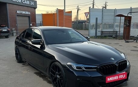 BMW 5 серия, 2017 год, 3 000 000 рублей, 9 фотография