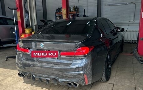 BMW 5 серия, 2017 год, 3 000 000 рублей, 15 фотография