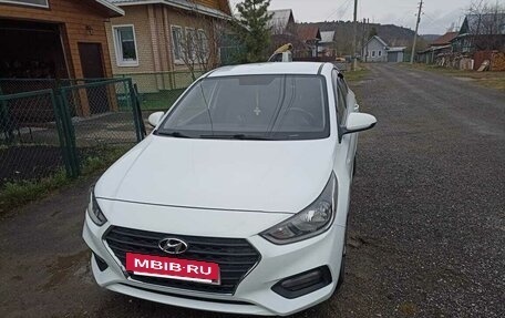 Hyundai Solaris II рестайлинг, 2018 год, 1 350 000 рублей, 3 фотография