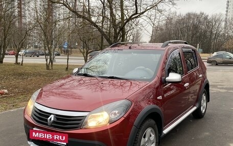 Renault Sandero I, 2011 год, 799 000 рублей, 2 фотография