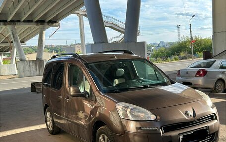 Peugeot Partner II рестайлинг 2, 2014 год, 800 000 рублей, 6 фотография