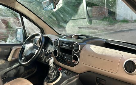 Peugeot Partner II рестайлинг 2, 2014 год, 800 000 рублей, 9 фотография