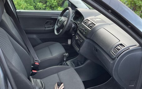 Skoda Fabia II, 2012 год, 560 000 рублей, 6 фотография