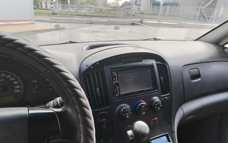 Hyundai Grand Starex Grand Starex I рестайлинг 2, 2008 год, 950 000 рублей, 9 фотография