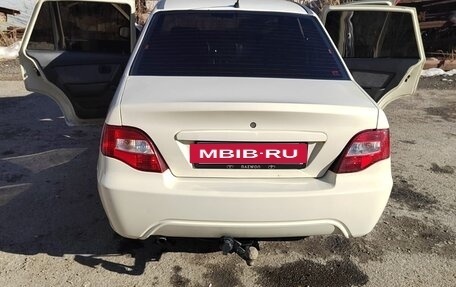 Daewoo Nexia I рестайлинг, 2012 год, 280 000 рублей, 2 фотография