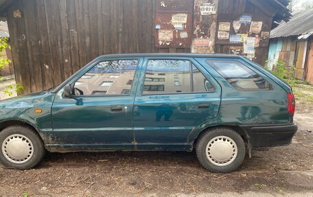 Skoda Felicia I рестайлинг, 1997 год, 130 000 рублей, 2 фотография