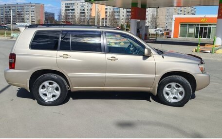 Toyota Highlander III, 2005 год, 1 160 000 рублей, 8 фотография